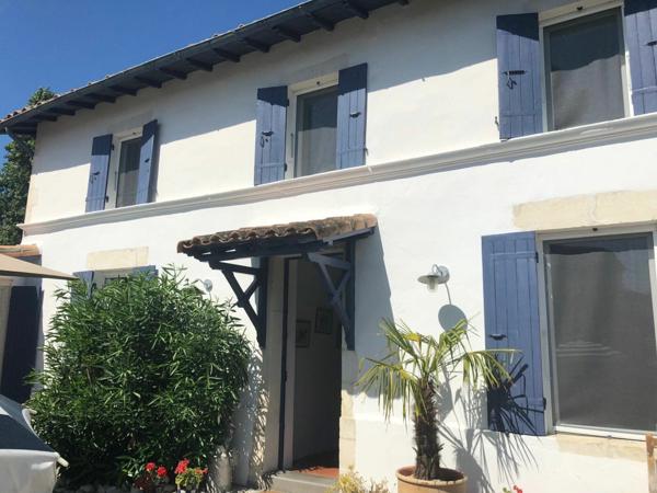 Maison à vendre    6 pièces •  Breuillet