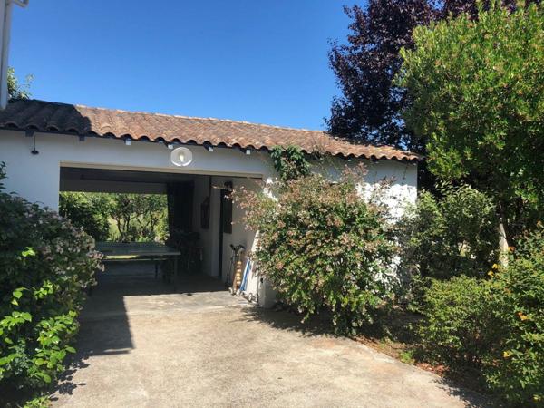 Maison à vendre    6 pièces •  Breuillet