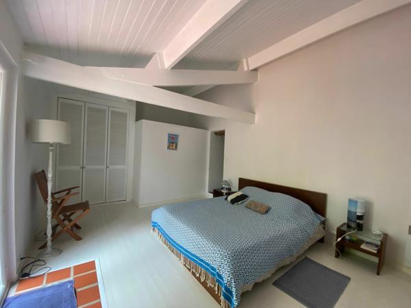 Maison à vendre    6 pièces •  Breuillet