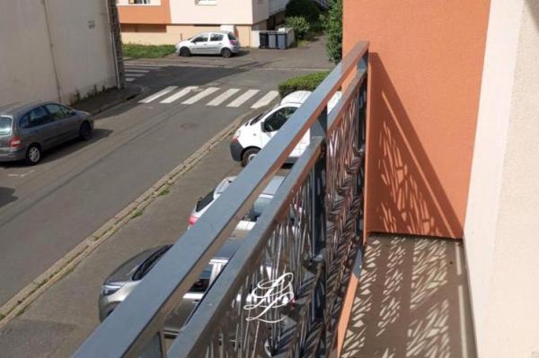 Location - Appartement 3 pièces 80 m 2 LE MANS (72000)