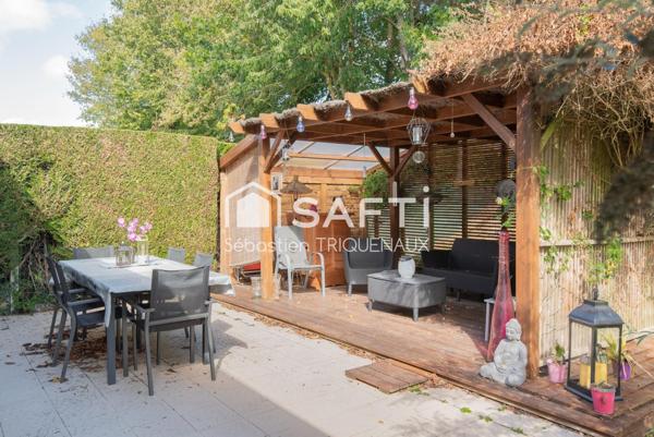 MAISON MONTREUIL JUIGNE