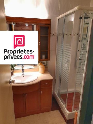 Appartement avec balcon, vue sur les sommets