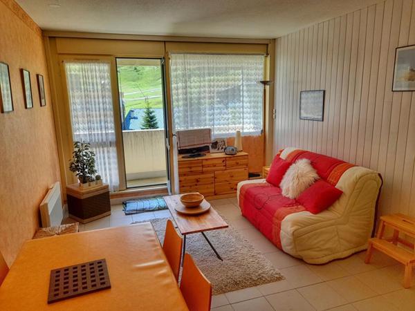 Appartement avec balcon, vue sur les sommets
