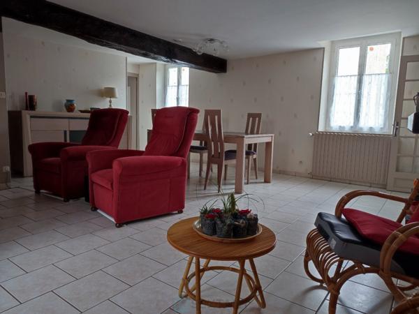 Maison 3 pièces Epeigné-Les Bois   137 000 