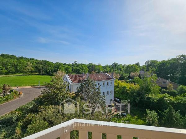 T3 rare avec terrasse et parking sous-sol