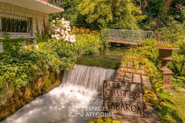Maison des sixties rénovée, avec rivière, source et chutes d’eau privatives