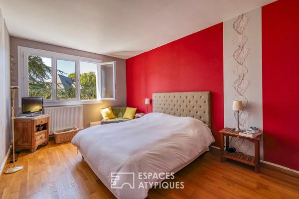 Maison des sixties rénovée, avec rivière, source et chutes d’eau privatives