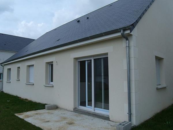 MAISON T4 - SAINT-SULPICE-DE-POMMERAY