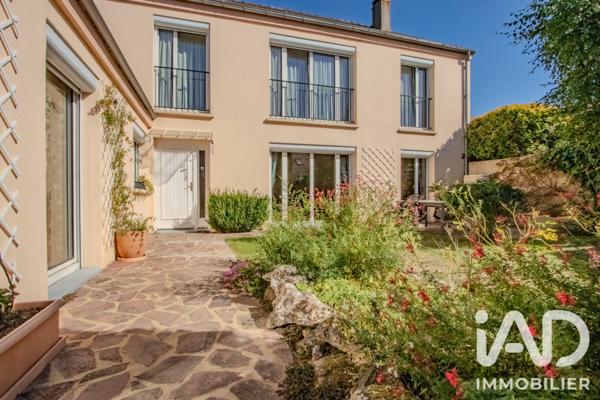 Maison à vendre 7 pièces 160,51 m² Élancourt