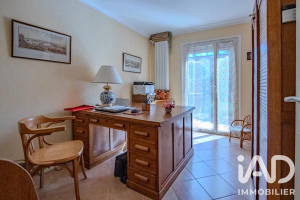 Maison à vendre 7 pièces 160,51 m² Élancourt