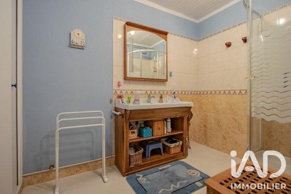 Maison à vendre 7 pièces 160,51 m² Élancourt