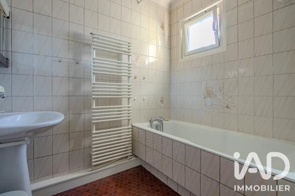 Maison à vendre 7 pièces 160,51 m² Élancourt