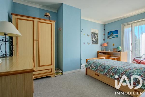 Maison à vendre 7 pièces 160,51 m² Élancourt