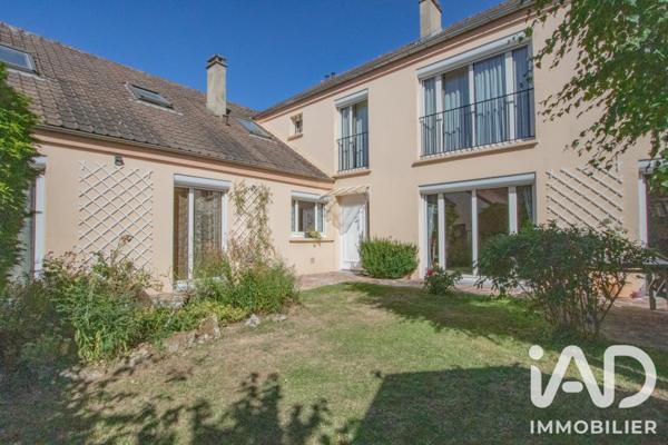 Maison à vendre 7 pièces 160,51 m² Élancourt