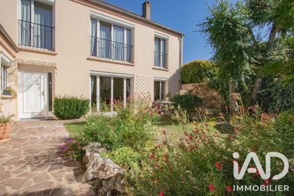 Maison à vendre 7 pièces 160,51 m² Élancourt