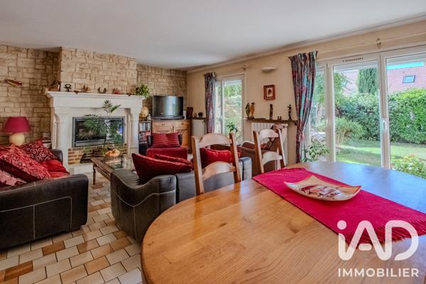 Maison à vendre 7 pièces 160,51 m² Élancourt