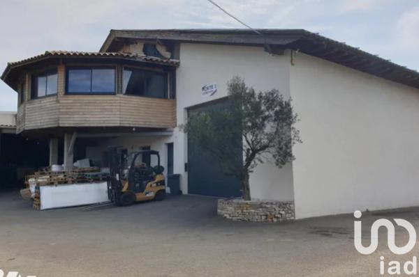 Immeuble à vendre 1 873 m² Générac