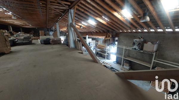 Immeuble à vendre 1 873 m² Générac