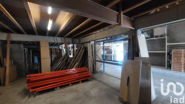 Immeuble à vendre 1 873 m² Générac