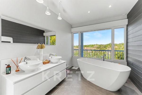 Maison d'exception  – 240 m² avec vue panoramique sur les hauteurs de Cahors