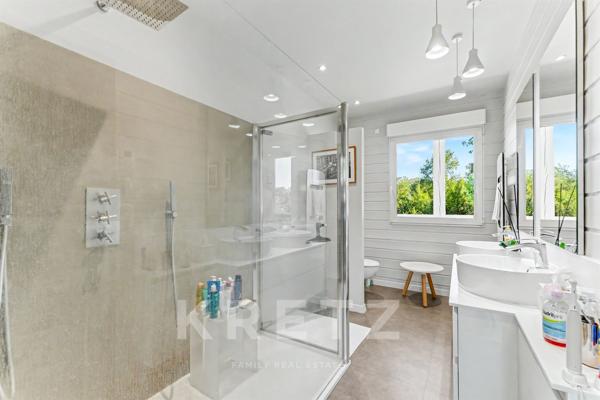 Maison d'exception  – 240 m² avec vue panoramique sur les hauteurs de Cahors