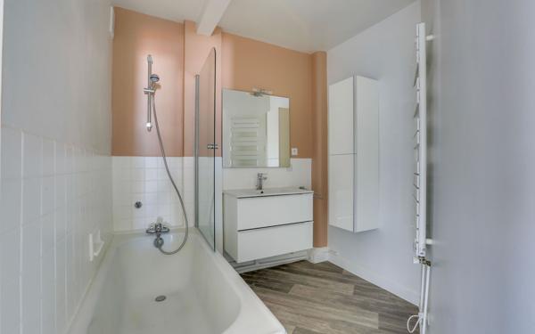 Appartement à vendre    4 pièces • 97,61 m2 Saint-Jean-de-Luz
