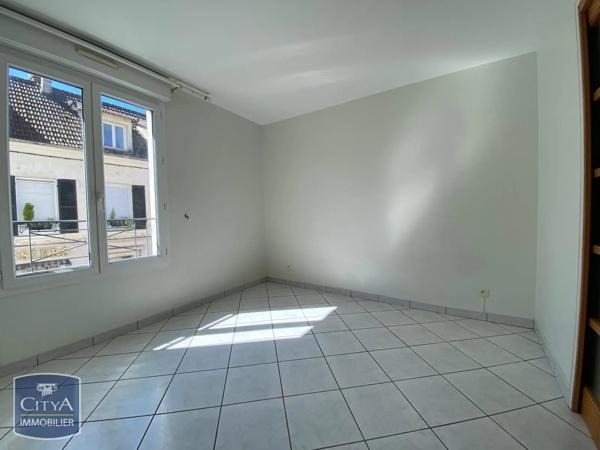 Appartement à louer 3 pièces 75m² Arpajon (91290)