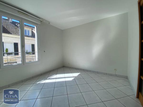 Appartement à louer 3 pièces 75m² Arpajon (91290)