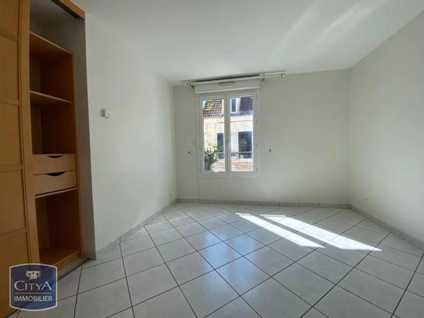 Appartement à louer 3 pièces 75m² Arpajon (91290)