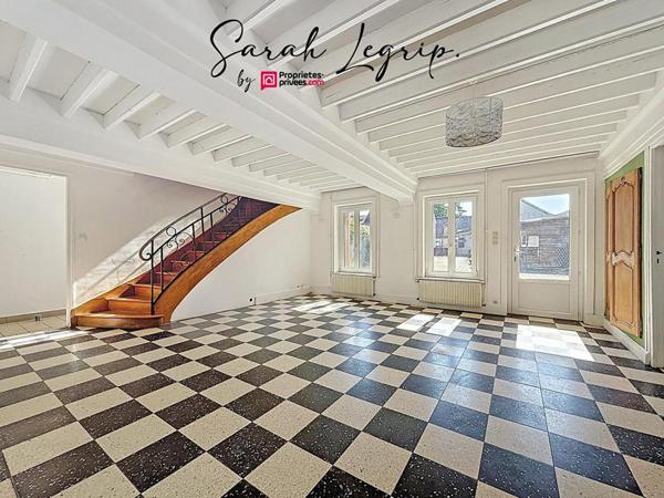 COMPIEGNE 60200 - MAISON FAMILIALE 256m2 / 6 CHAMBRES / 3 STUDIOS (location possible) / TERRAIN 894m2