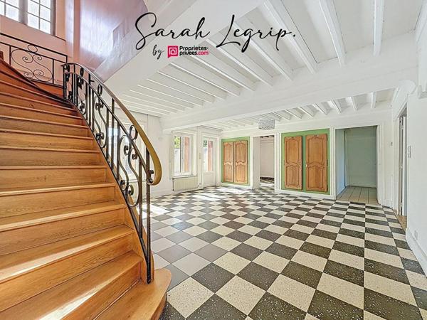 COMPIEGNE 60200 - MAISON FAMILIALE 256m2 / 6 CHAMBRES / 3 STUDIOS (location possible) / TERRAIN 894m2