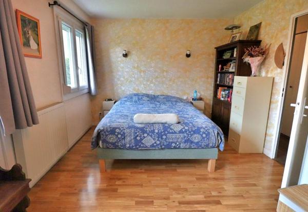 Maison de plain-pied 130 m² – 4 chambres - Terrain plat 10 ares