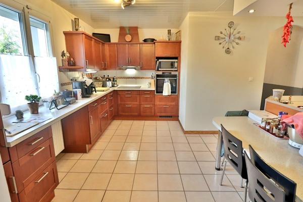 Maison de plain-pied 130 m² – 4 chambres - Terrain plat 10 ares