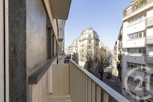 Appartement F3 à vendre  3 pièces - 68,81 m2 PARIS - 75006
