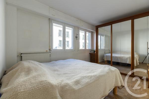 Appartement F3 à vendre  3 pièces - 68,81 m2 PARIS - 75006