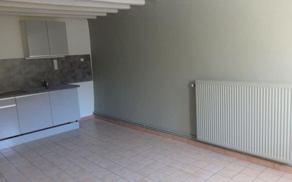 Maison à louer    4 pièces •  Viuz-la-Chiésaz