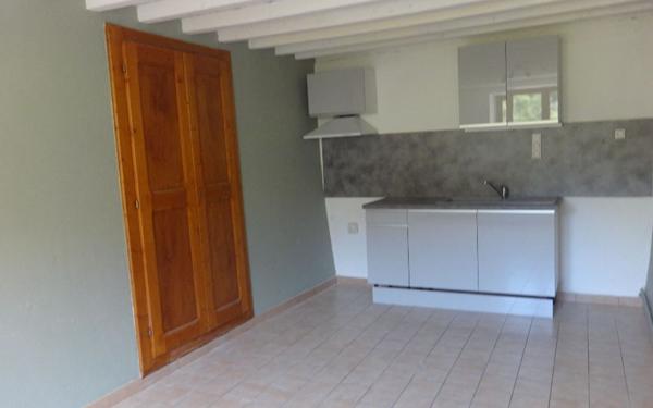 Maison à louer    4 pièces •  Viuz-la-Chiésaz