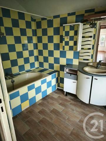 Immeuble à vendre  235 m 2   CORBEIL ESSONNES  - 91