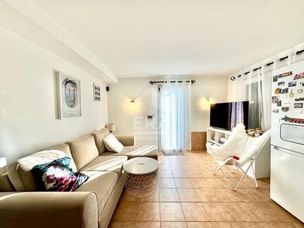 Maison Ceyreste 9 pièce(s) 212 m2