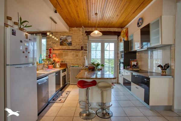 Maison à vendre |  Cressensac |  8 pièces | 241 m²