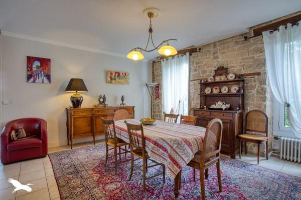 Maison à vendre |  Cressensac |  8 pièces | 241 m²