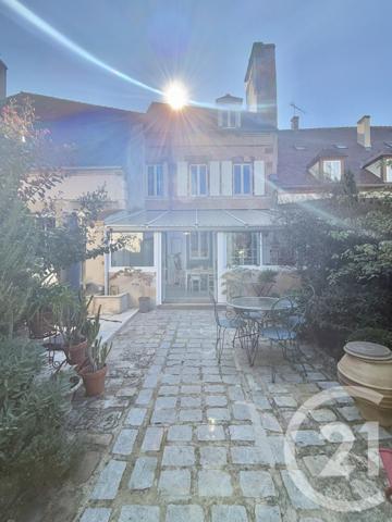 Maison à vendre  4 pièces - 223,93 m2 MOULINS - 03