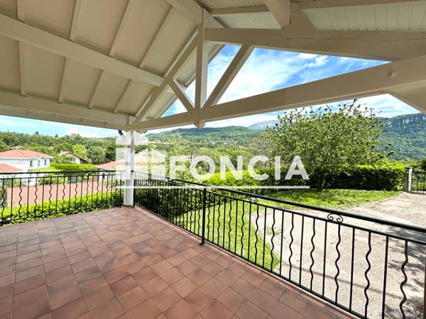 Location Maison 5 pièces 98.3 m² - LA FERME La Buisse 38500
