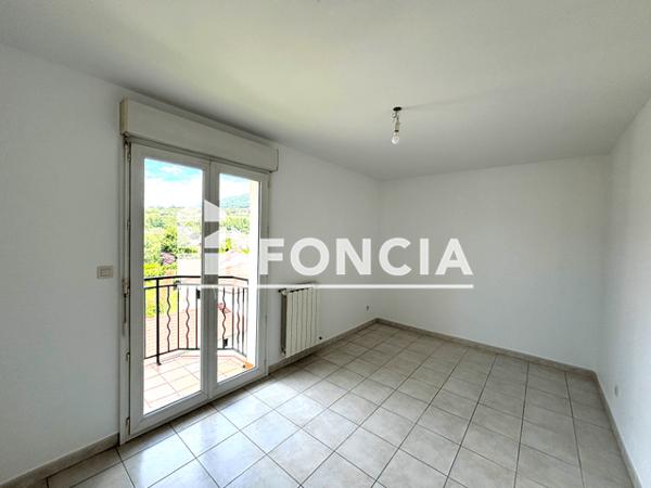 Location Maison 5 pièces 98.3 m² - LA FERME La Buisse 38500