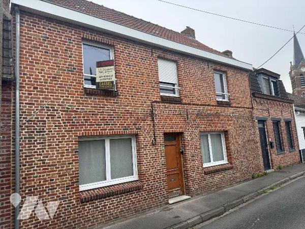 Venez découvrir en exclusivité cette maison mitoyenne au c?ur d'Hondeghem.

Très beau potenti...