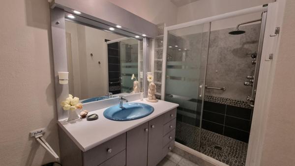 Appartement 4 pièces 101m²  Bordeaux Caudéran 5min du centre