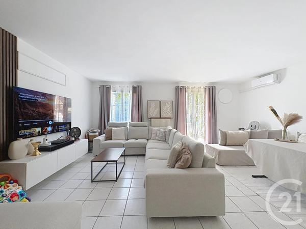 Maison à vendre  5 pièces - 86,99 m 2   COMBS LA VILLE  - 77