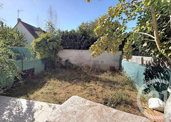 Maison à vendre  5 pièces - 86,99 m 2   COMBS LA VILLE  - 77