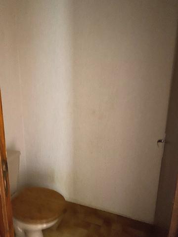 Appartement au 2ème étage à rafraichir