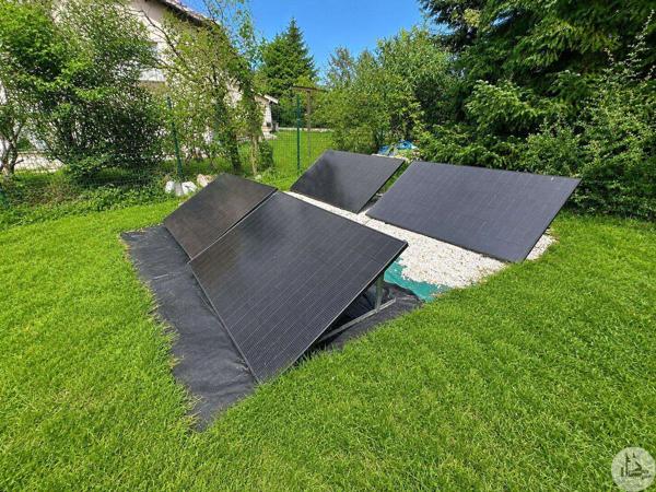 Maison en pierre de plain-pied avec jardin